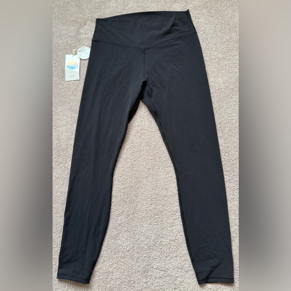 NEW - Vuori - AllTheForm Legging - BLACK - Picture 7 of 11